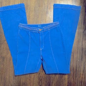 NWOT BDG flared jeans. Size 27
